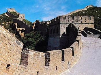 中国的长城是人类文明史上最伟大的建筑工程